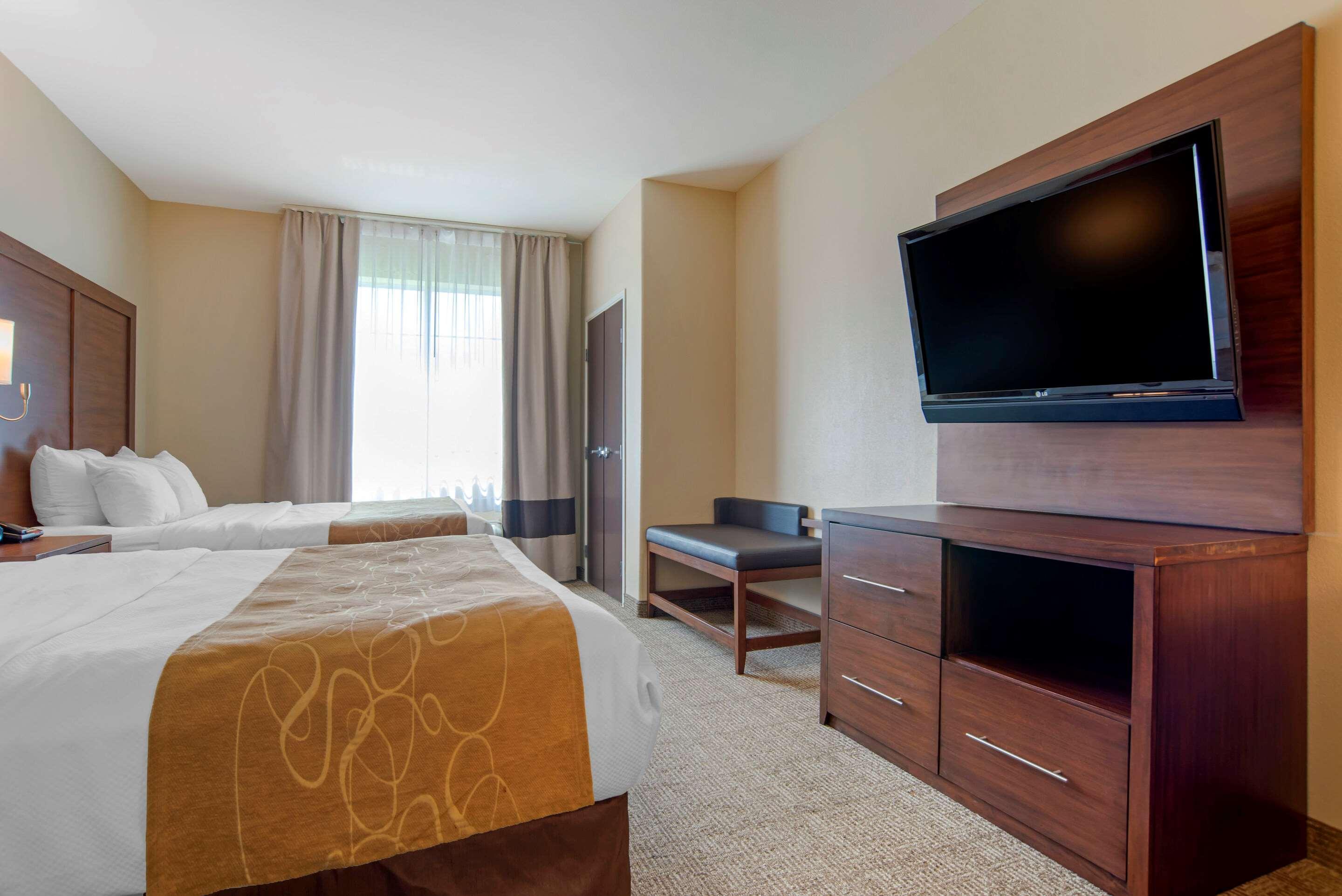 Comfort Suites Александрия Екстериор снимка
