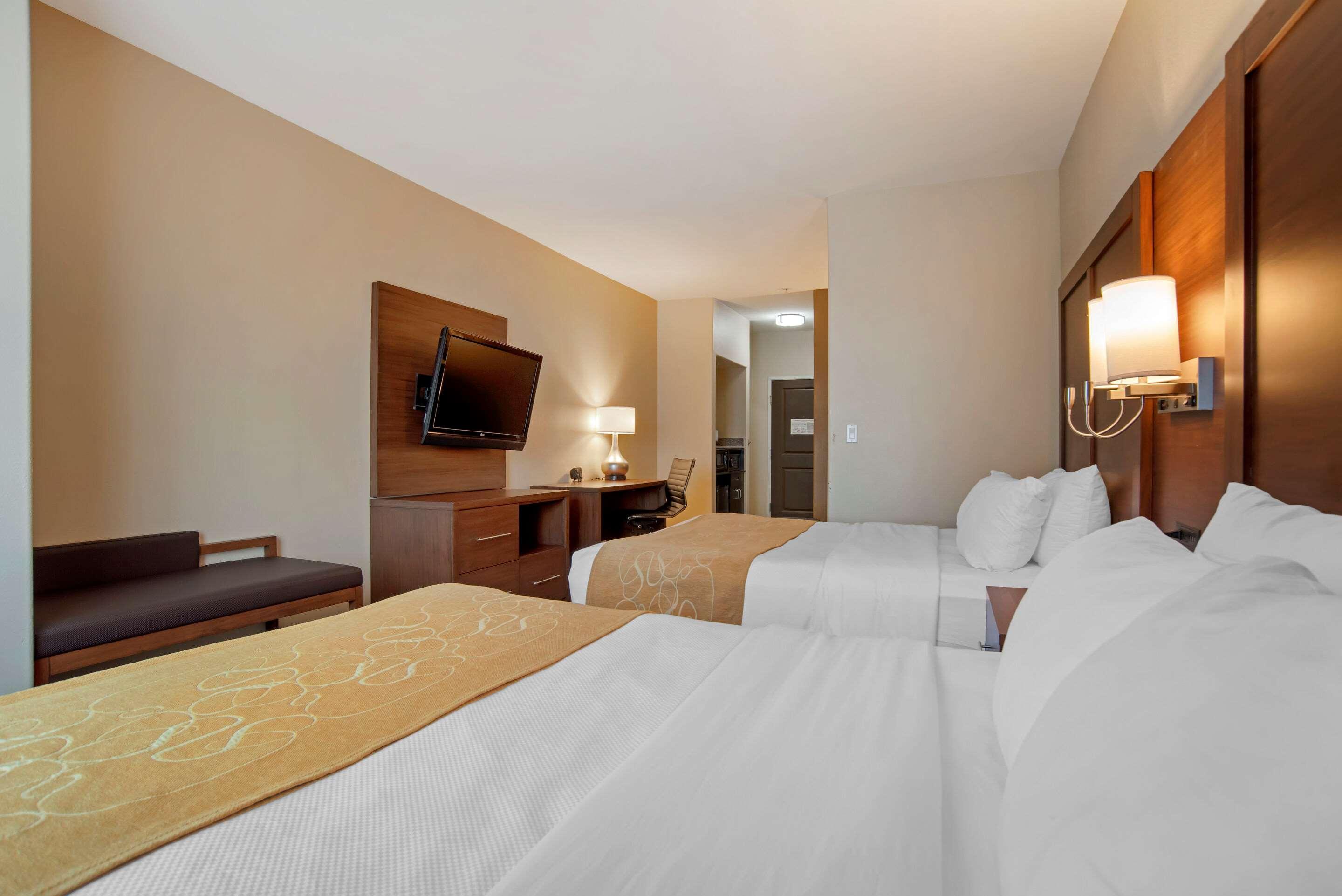 Comfort Suites Александрия Екстериор снимка
