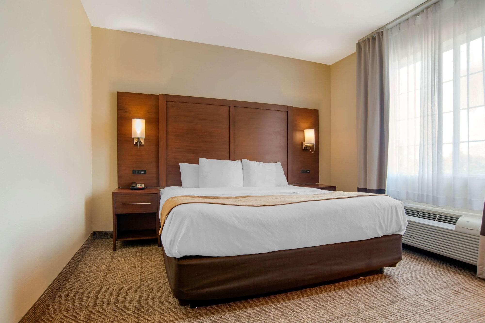 Comfort Suites Александрия Екстериор снимка