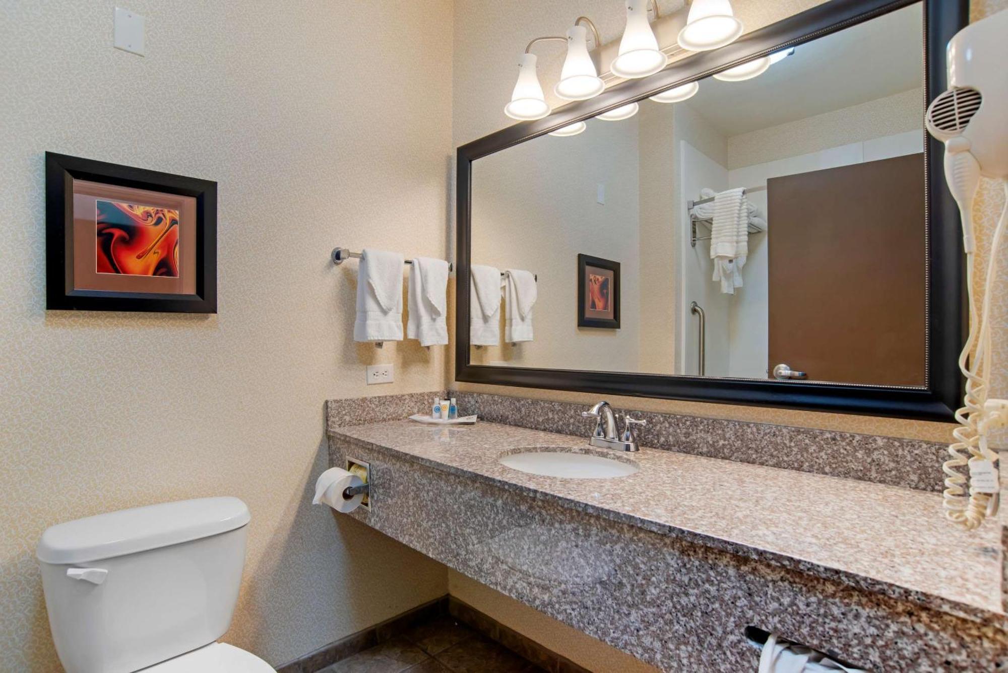 Comfort Suites Александрия Екстериор снимка