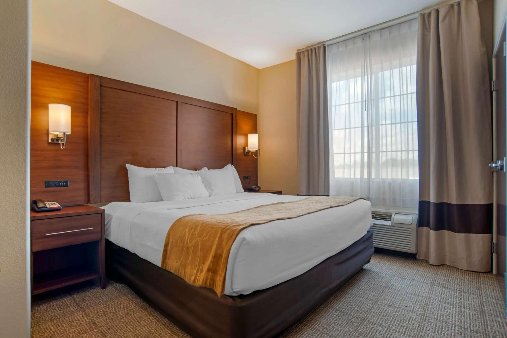 Comfort Suites Александрия Екстериор снимка